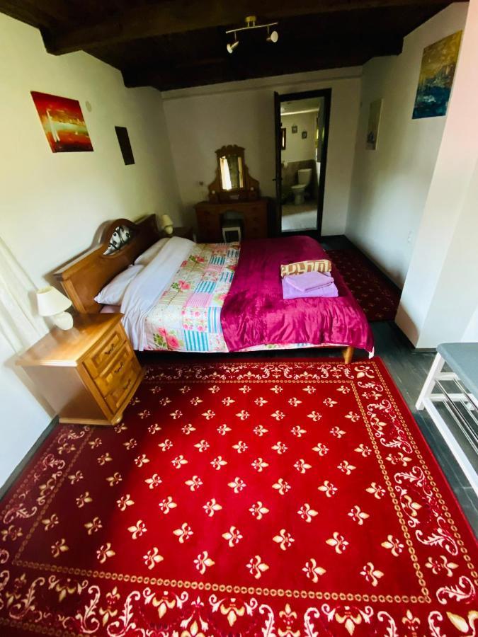 Lavender And Poppy Cottages Bebrovo Екстер'єр фото